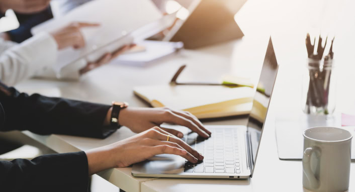 Jak wygląda dzień pracy z CRM